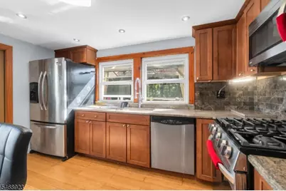 611 Fairfield Ave, Kenilworth, NJ 07033 - Photo 7