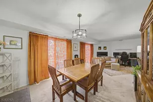 7 Garden Ct, Roxbury Township, NJ 07876 - Photo 3