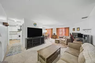 7 Garden Ct, Roxbury Township, NJ 07876 - Photo 5
