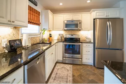 144 Pickford Ave, Phillipsburg, NJ 08865 - Photo 13