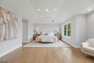 354 Beaufort Ave, Livingston, NJ 07039 - Photo 27