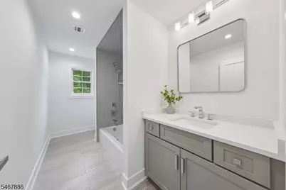 354 Beaufort Ave, Livingston, NJ 07039 - Photo 33