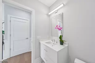 354 Beaufort Ave, Livingston, NJ 07039 - Photo 21