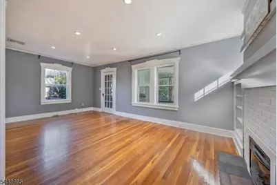 54 Bogert St, Teaneck Township, NJ 07666 - Photo 9