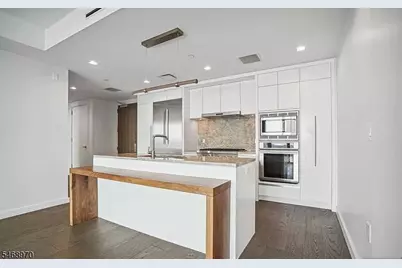 320 Adolphus Ave #421, Cliffside Park, NJ 07010 - Photo 15