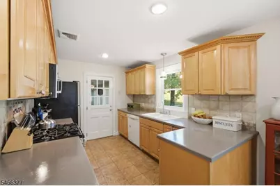 77 Hogback Road, Franklin Township, NJ 08867 - Photo 17