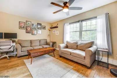 50 Elm St #B8, Morristown, NJ 07960 - Photo 5