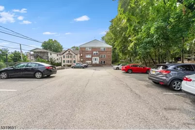 50 Elm St #B8, Morristown, NJ 07960 - Photo 19