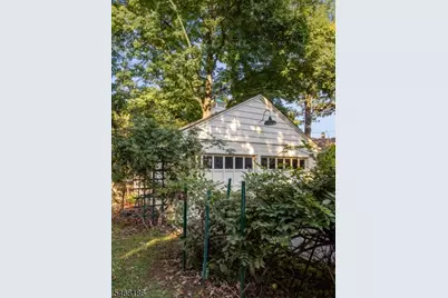 15 Garden St, Montclair, NJ 07042 - Photo 37