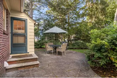 15 Garden St, Montclair, NJ 07042 - Photo 33