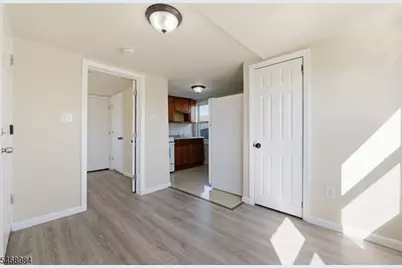 279 Ridgewood Ave #3, Newark, NJ 07112 - Photo 1