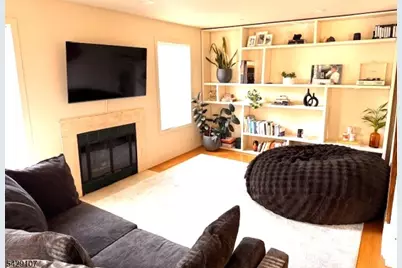 150 Country Club Dr #5, Union Township, NJ 07083 - Photo 9