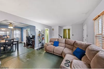 67 Philip Pl, Irvington, NJ 07111 - Photo 7