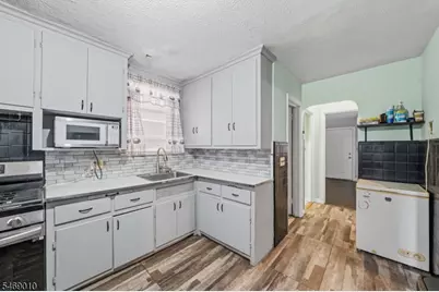 67 Philip Pl, Irvington, NJ 07111 - Photo 3
