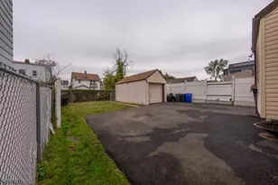 67 Philip Pl, Irvington, NJ 07111 - Photo 27