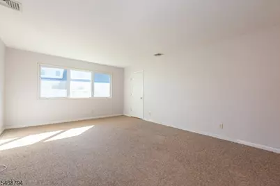 480 Pompton Ave #2, Cedar Grove, NJ 07009 - Photo 3