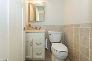 136 Montclair Ave, Montclair, NJ 07042 - Photo 23