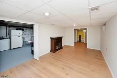 186 Palmer Ter, Wood Ridge, NJ 07075 - Photo 21