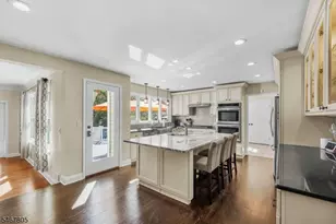 24 Lehigh Rd, Branchburg Township, NJ 08853 - Photo 15