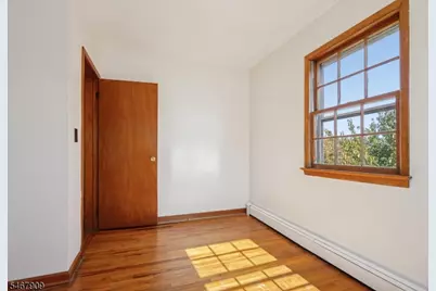 127 Anderson Ave, Wallington, NJ 07057 - Photo 31