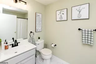 12 Overlook Dr, Lopatcong Township, NJ 08886 - Photo 21