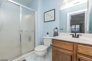 12 Overlook Dr, Lopatcong Township, NJ 08886 - Photo 17