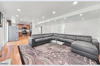 36 Fiume St, Woodbridge Township, NJ 08830 - Photo 15