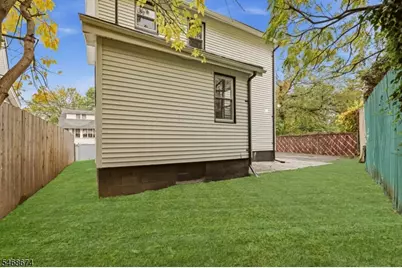 62 Unity Ave, Newark, NJ 07106 - Photo 27