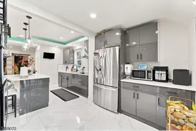 88 Burlington Ave, Paterson, NJ 07502 - Photo 11