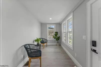 579 Newark Ave, Kenilworth, NJ 07033 - Photo 5