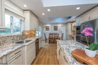 47 Harrison Rd, Wayne Twp., NJ 07470 - Photo 9