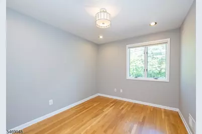 47 Harrison Rd, Wayne Twp., NJ 07470 - Photo 15