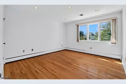 832 Creslyn Ct, Union Township, NJ 07083 - Photo 27
