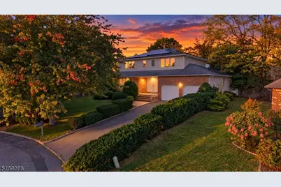 832 Creslyn Ct, Union Township, NJ 07083 - Photo 1