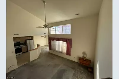403 Hunt Dr, Holland Township, NJ 08848 - Photo 5