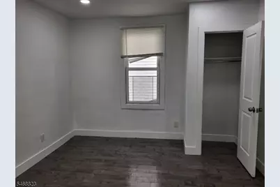 21 Oak St, East Orange, NJ 07018 - Photo 3