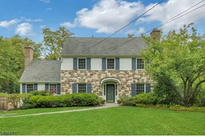 34 Bedford Rd, Summit, NJ 07901 - Photo 1