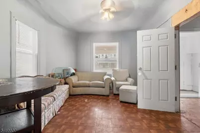 16 N 16th St, East Orange, NJ 07017 - Photo 13