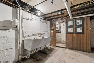 16 N 16th St, East Orange, NJ 07017 - Photo 29