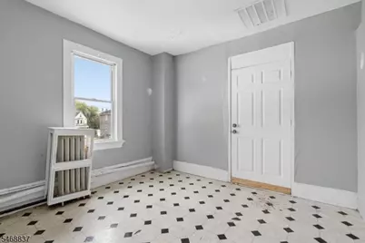 16 N 16th St, East Orange, NJ 07017 - Photo 15