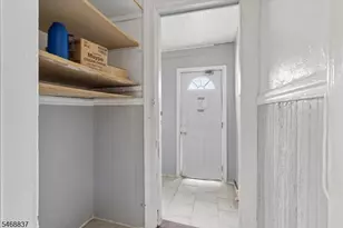 16 N 16th St, East Orange, NJ 07017 - Photo 9