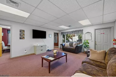504 Lafayette Ave, Hawthorne, NJ 07506 - Photo 13