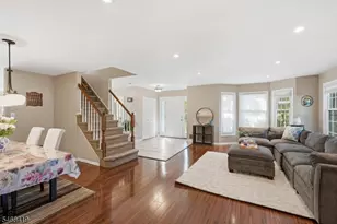 92 Laurelwood Ct, Rockaway Township, NJ 07866 - Photo 11