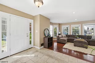 92 Laurelwood Ct, Rockaway Township, NJ 07866 - Photo 5