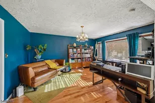 107 Hansbury Ave, Newark, NJ 07112 - Photo 19