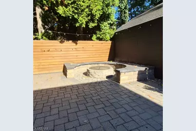 107 Hansbury Ave, Newark, NJ 07112 - Photo 33