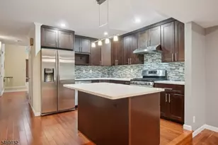 31 Castle Ridge Dr, East Hanover Township, NJ 07936 - Photo 13