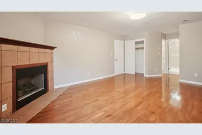 31 Castle Ridge Dr, East Hanover Township, NJ 07936 - Photo 23