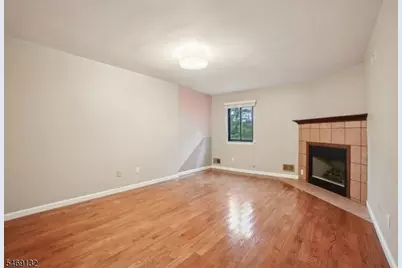 31 Castle Ridge Dr, East Hanover Township, NJ 07936 - Photo 21