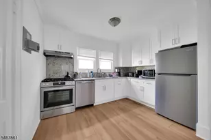 540 Up Mountain Ave, Montclair, NJ 07043 - Photo 5